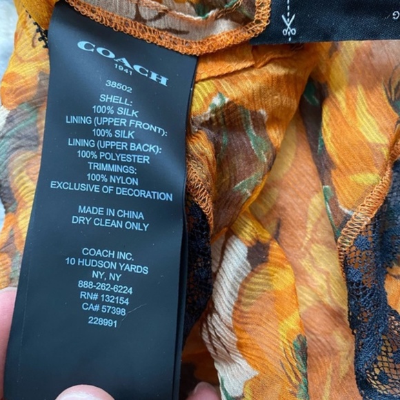 Coach 100% silk blouse - Picture 6 of 8